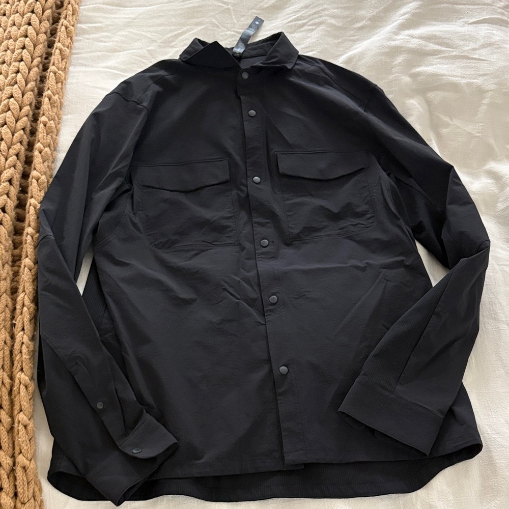 lululemon athletica Men's Black Shirt Jacket